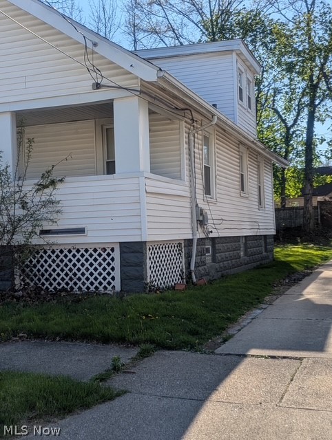 994 Peerless Avenue Akron OH 44320