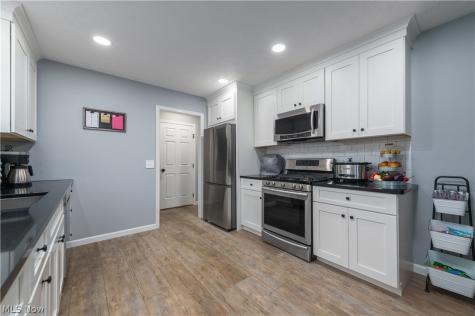 5224 Otten Road North Ridgeville OH 44039