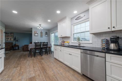 5224 Otten Road North Ridgeville OH 44039