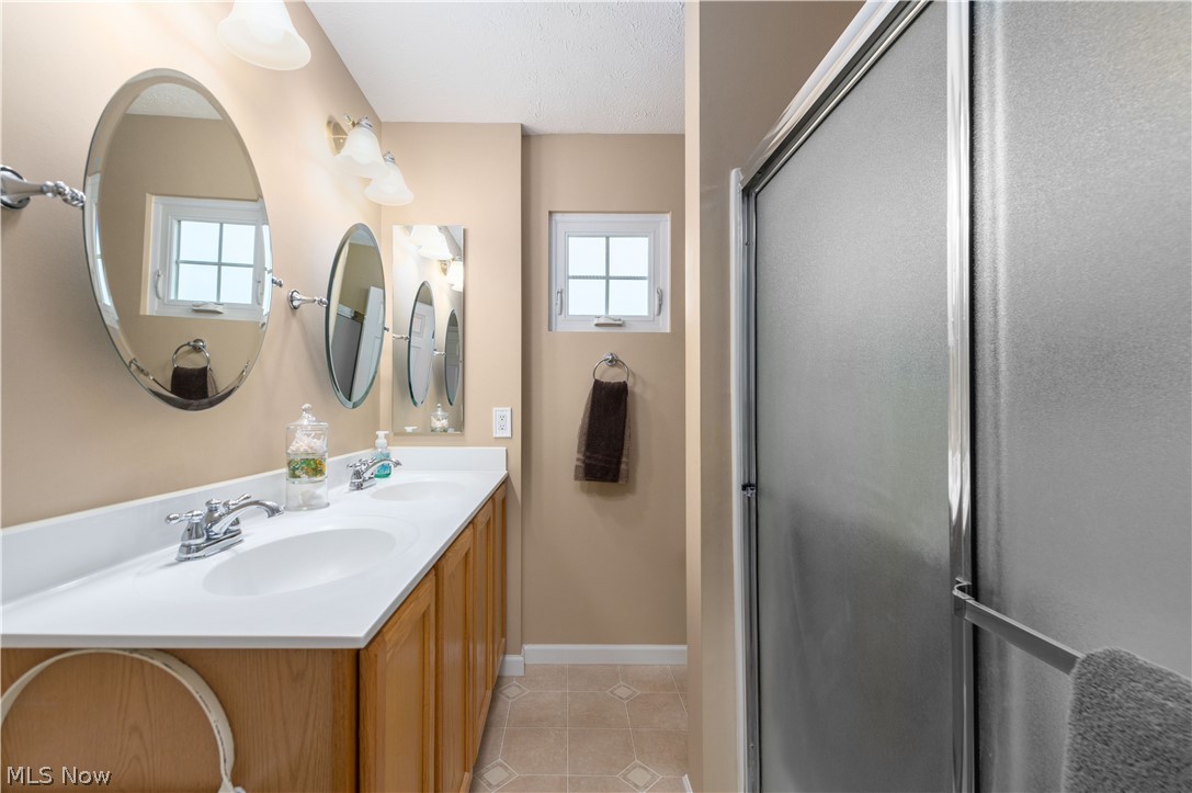 5224 Otten Road North Ridgeville OH 44039