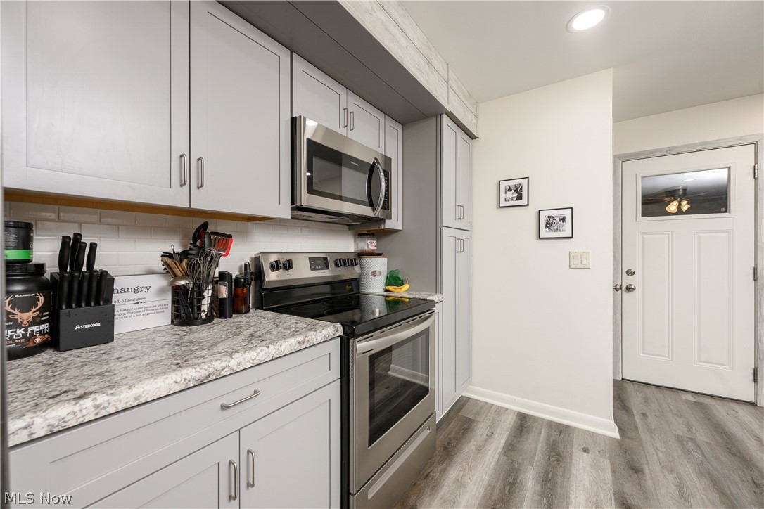 2984 Seikel Drive NE Dover OH 44622
