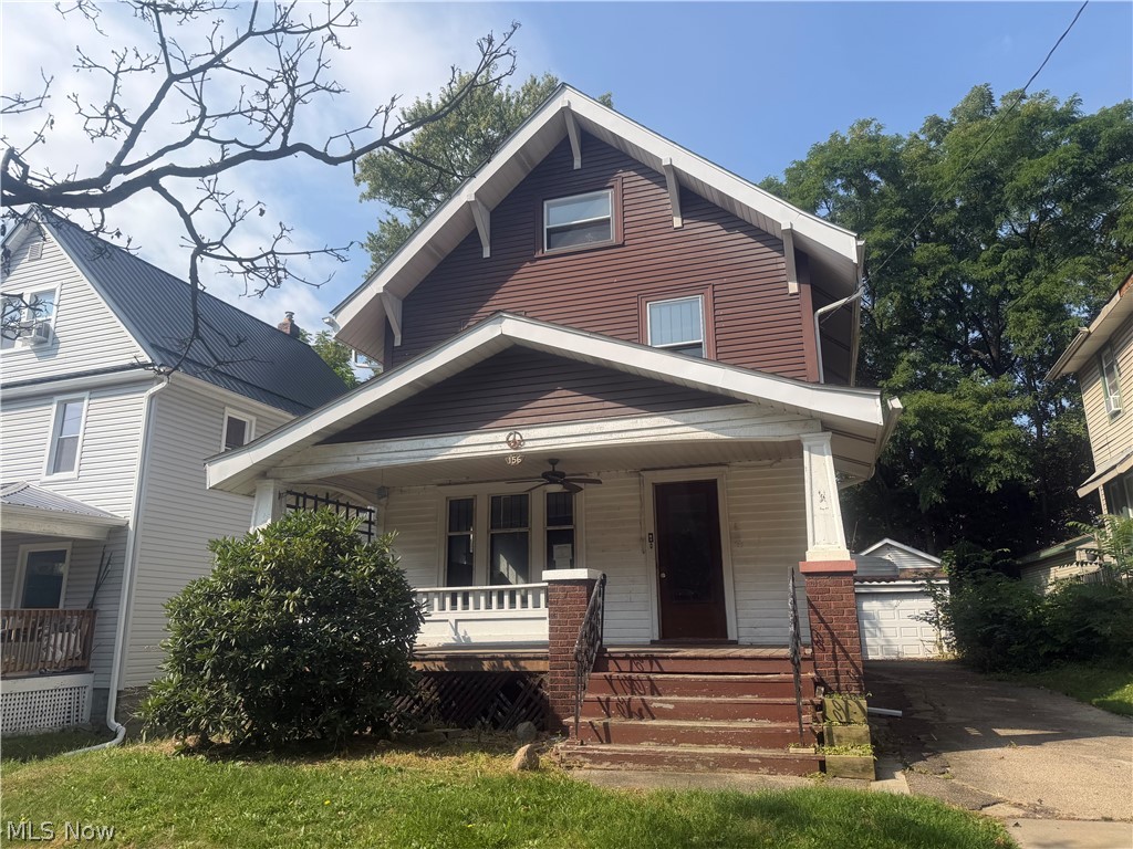 156 Aqueduct Street Akron OH 44303
