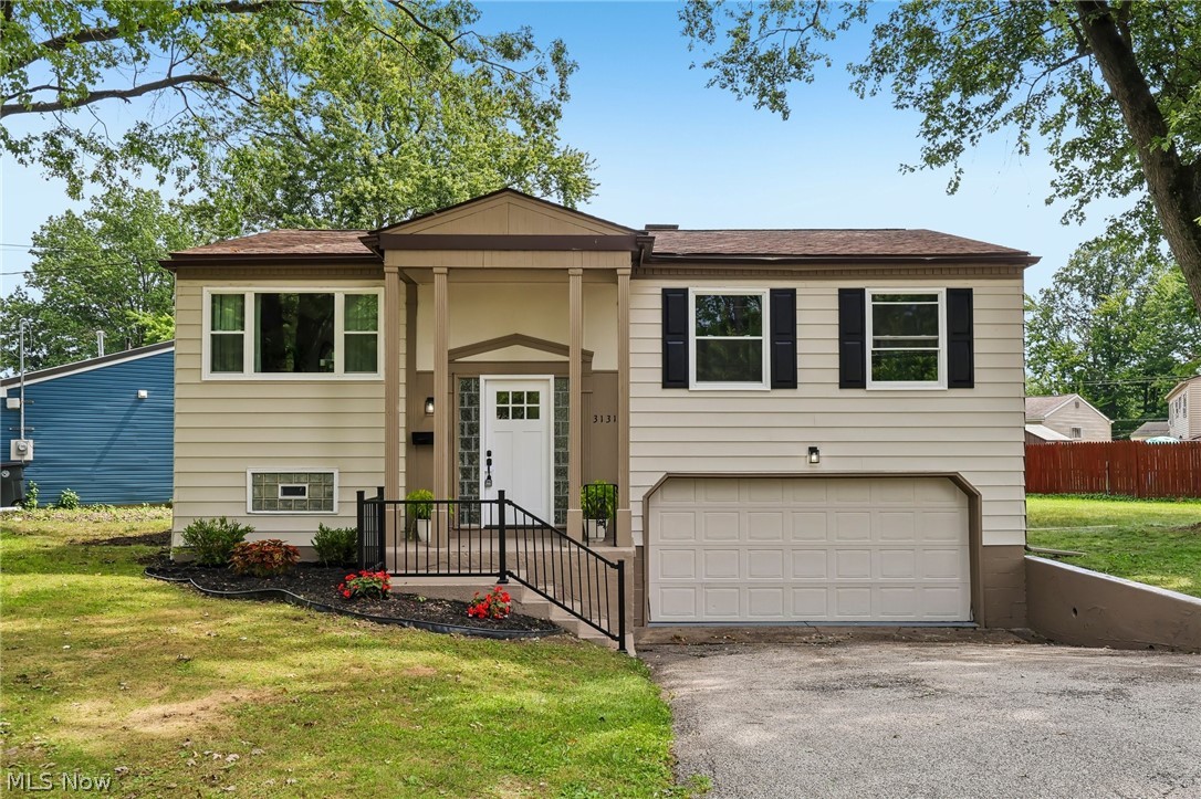 3131 Tod Avenue NW Warren OH 44485