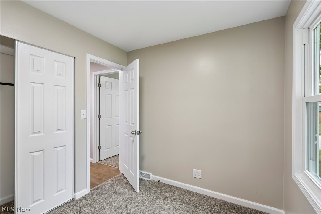 3131 Tod Avenue NW Warren OH 44485