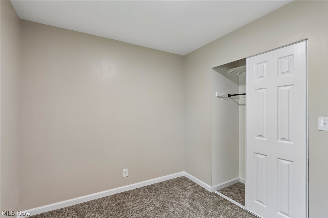 3131 Tod Avenue NW Warren OH 44485
