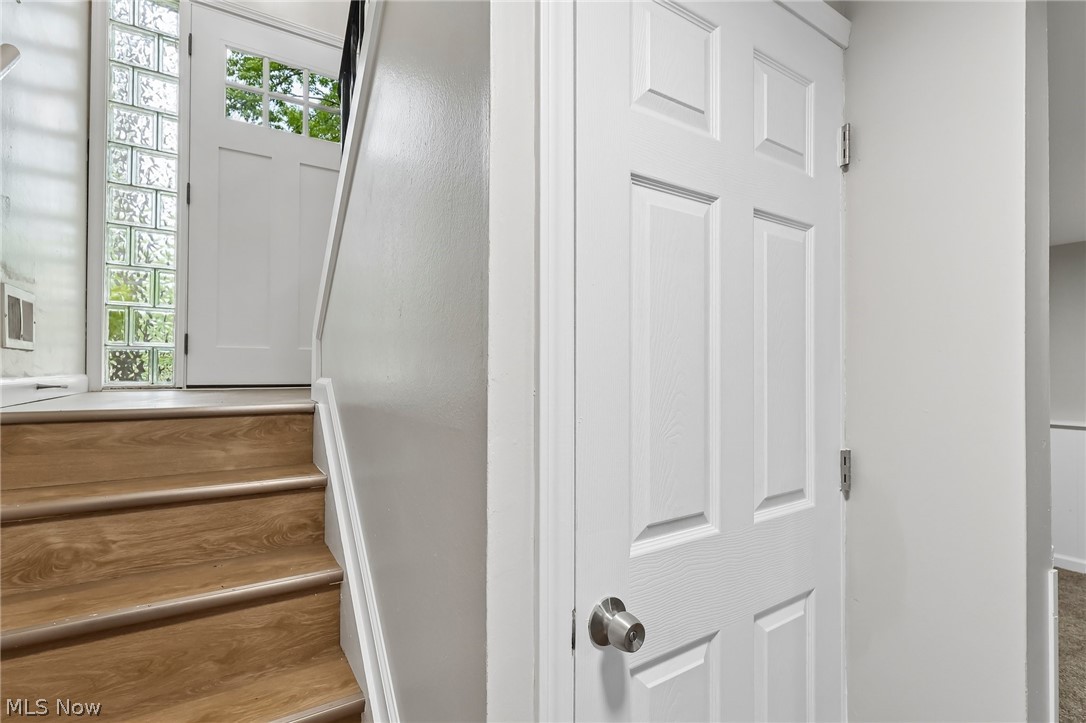 3131 Tod Avenue NW Warren OH 44485