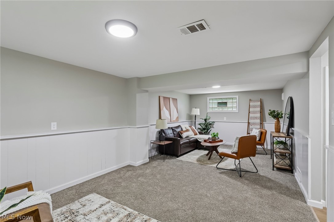 3131 Tod Avenue NW Warren OH 44485