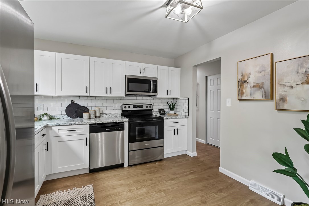 3131 Tod Avenue NW Warren OH 44485