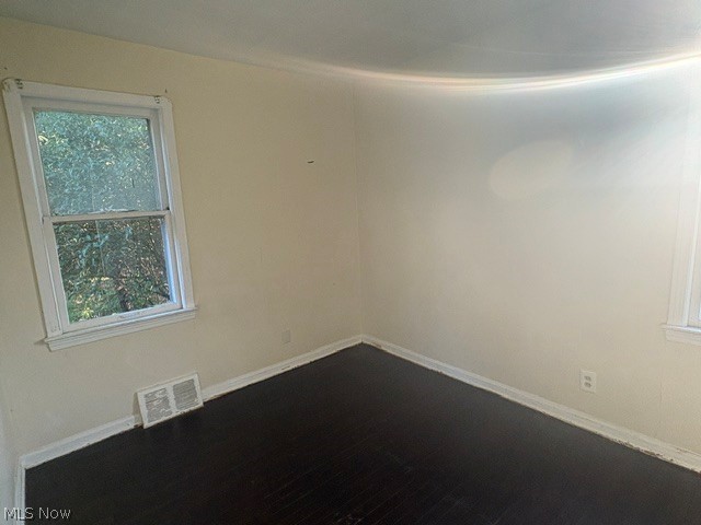 15807 Harvard Avenue Cleveland OH 44128