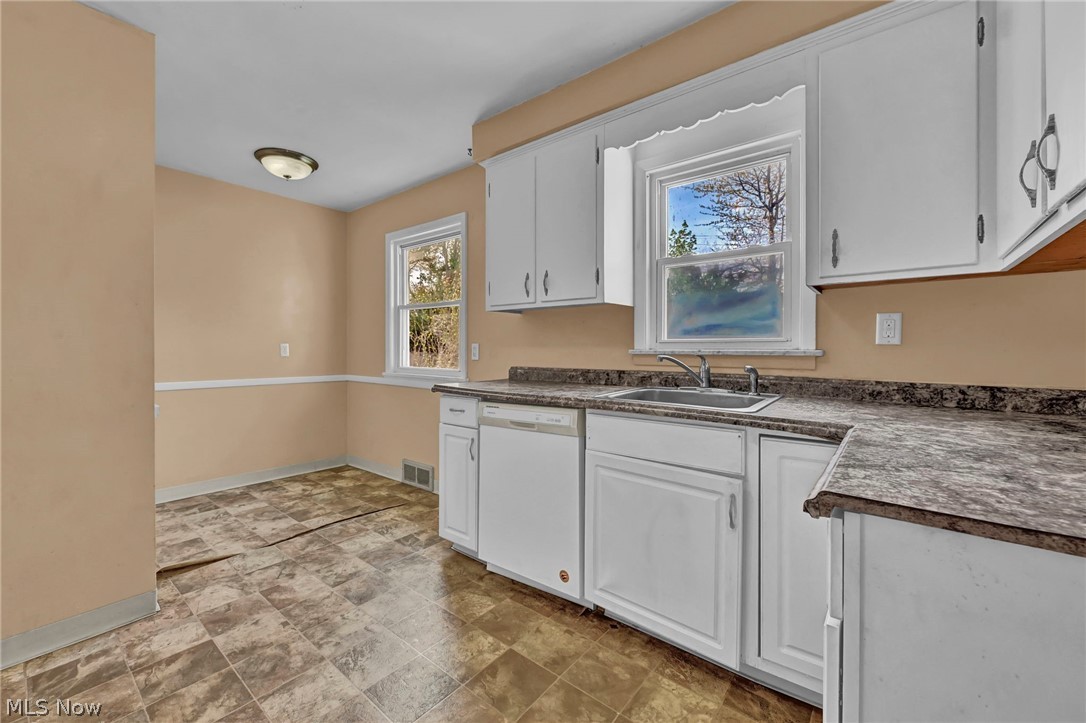 4082 Bexley Boulevard Cleveland OH 44121