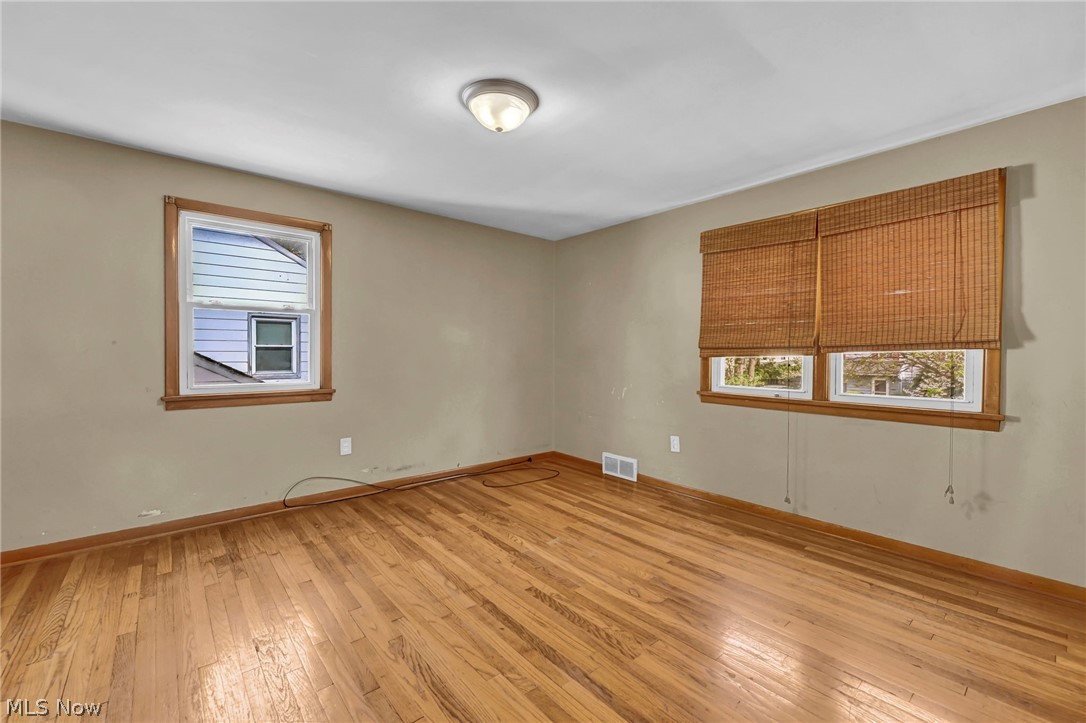 4082 Bexley Boulevard Cleveland OH 44121