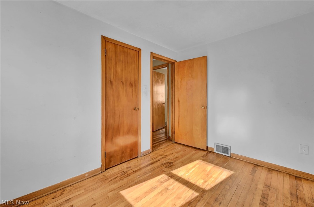 4082 Bexley Boulevard Cleveland OH 44121