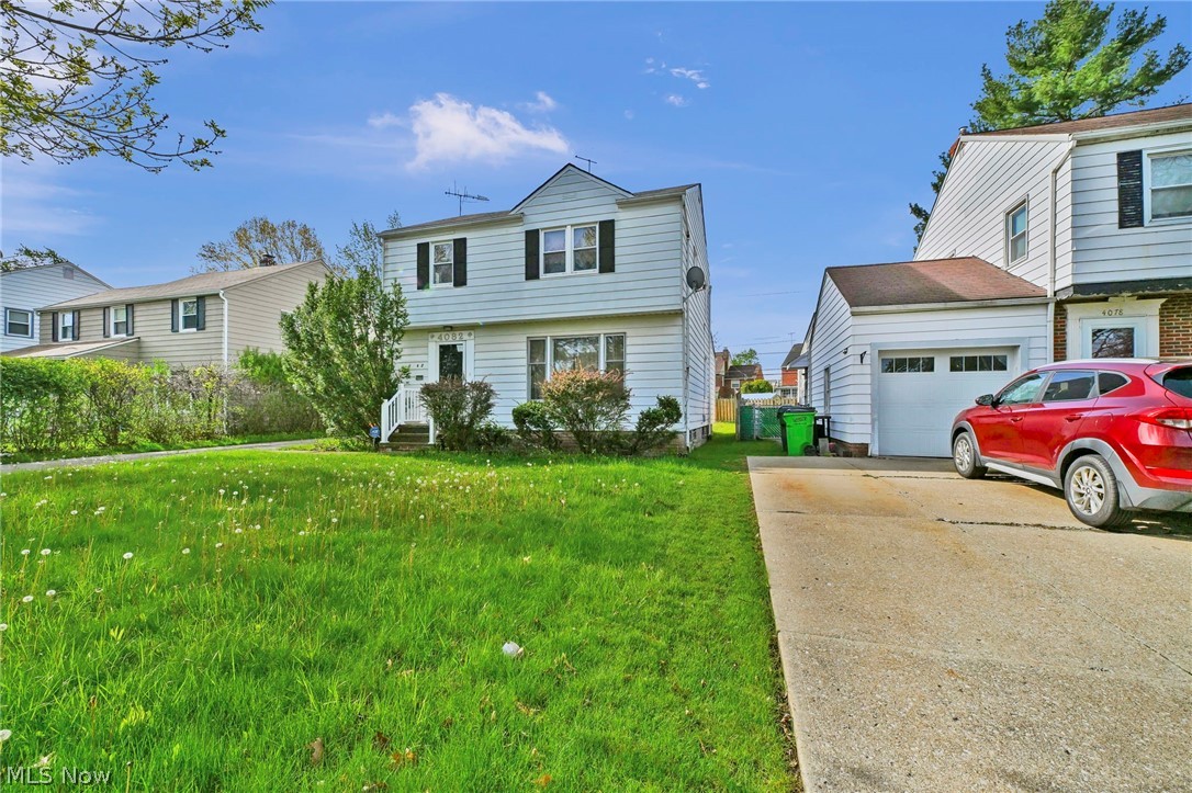 4082 Bexley Boulevard Cleveland OH 44121