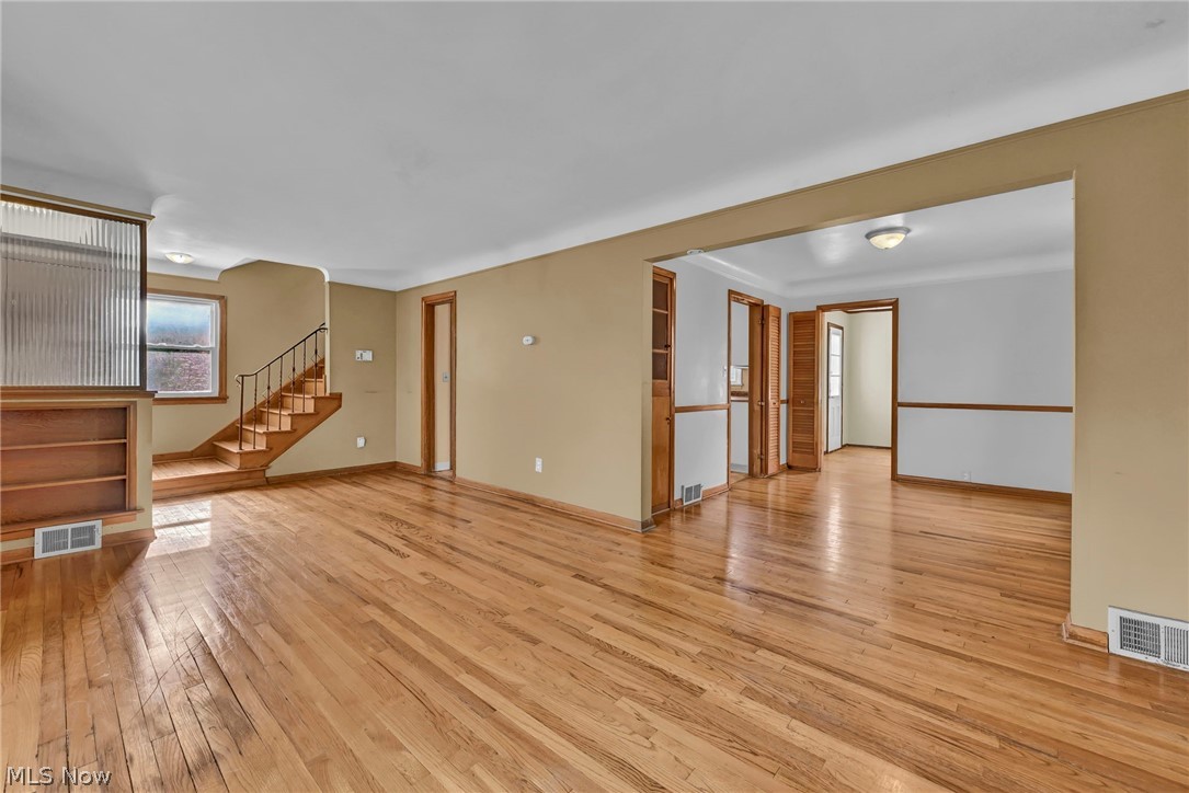 4082 Bexley Boulevard Cleveland OH 44121