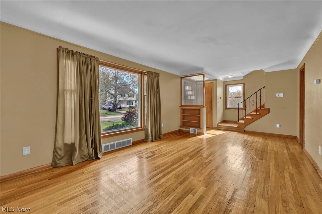 4082 Bexley Boulevard Cleveland OH 44121