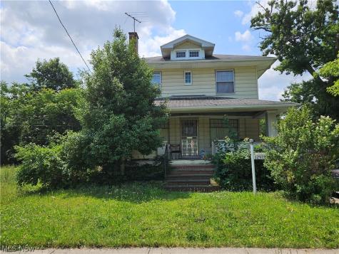 12414 Forest Grove Avenue Cleveland OH 44108