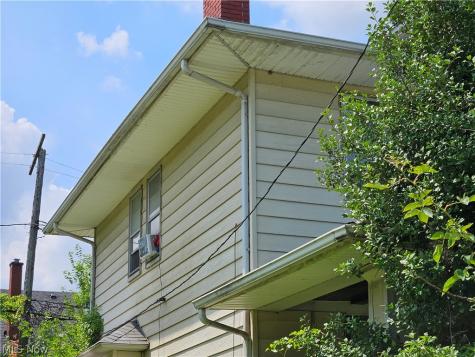 12414 Forest Grove Avenue Cleveland OH 44108