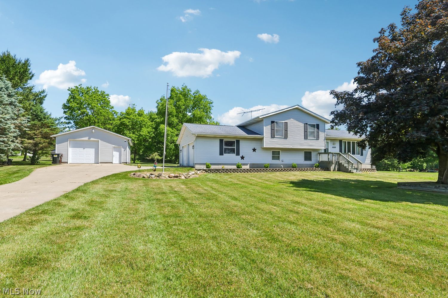 5089 State Route 303 Ravenna OH 44266