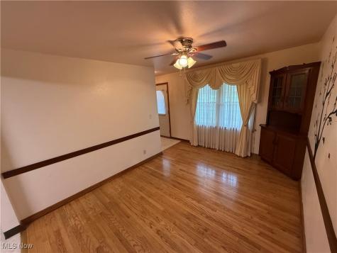 3296 Cricket Drive Youngstown OH 44511