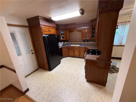 3296 Cricket Drive Youngstown OH 44511