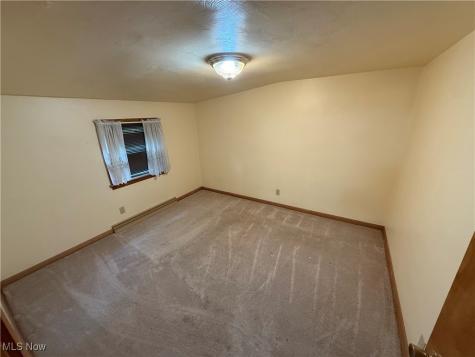 3296 Cricket Drive Youngstown OH 44511