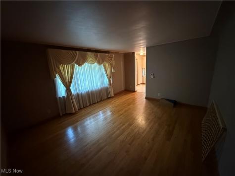 3296 Cricket Drive Youngstown OH 44511