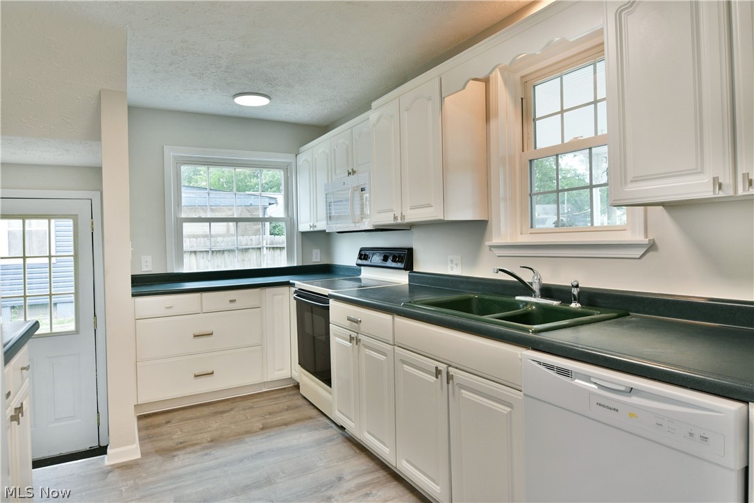 1246 Atlantic Street NE Warren OH 44483