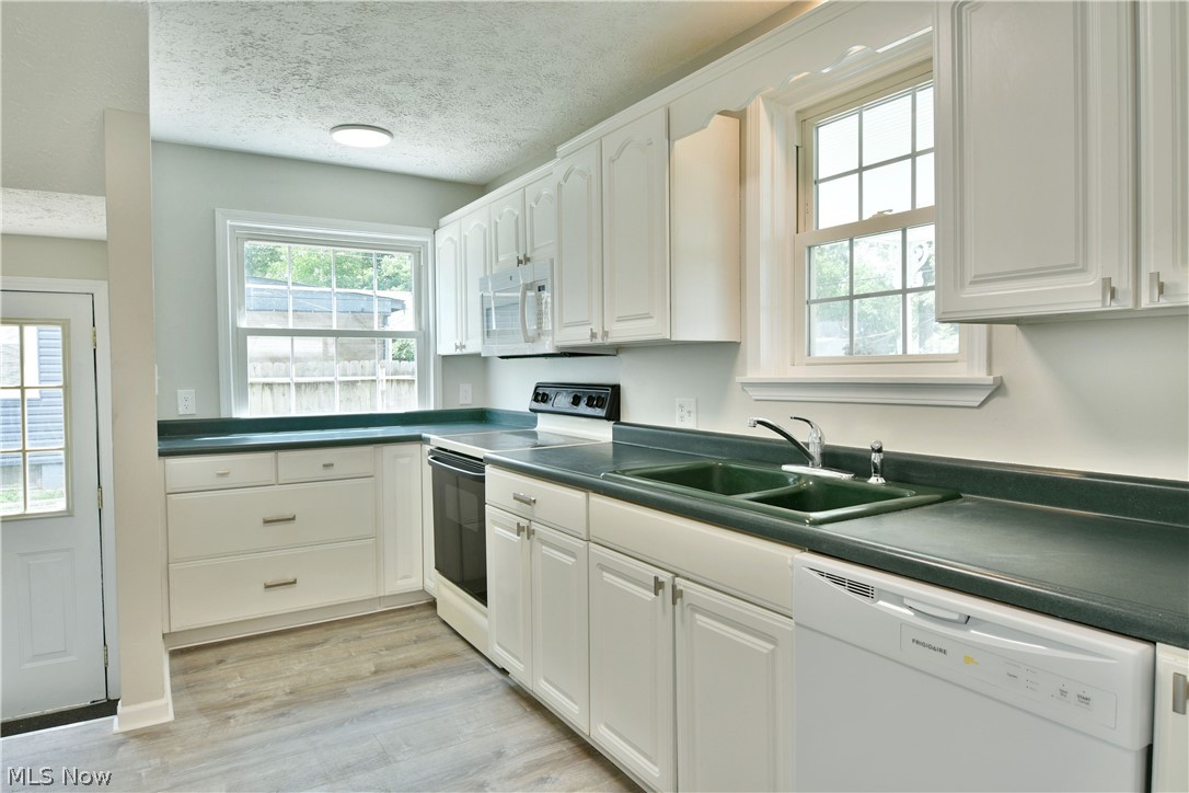 1246 Atlantic Street NE Warren OH 44483