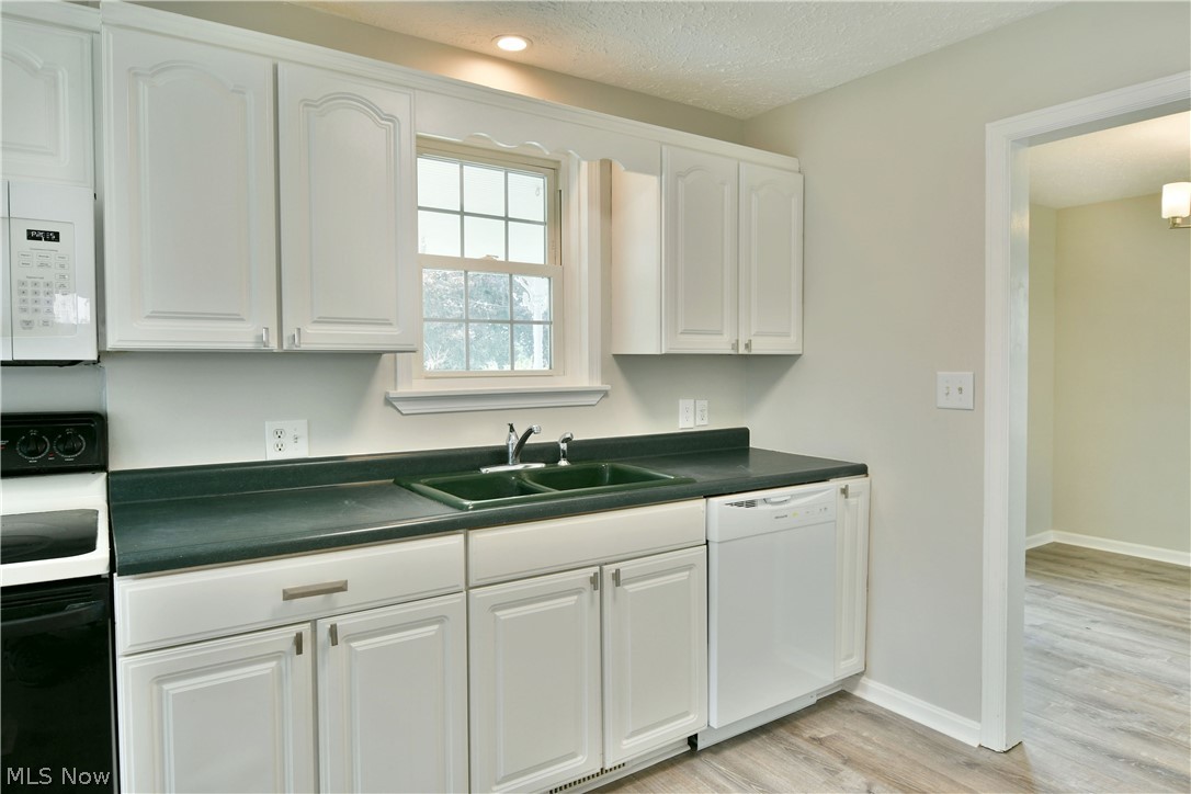 1246 Atlantic Street NE Warren OH 44483