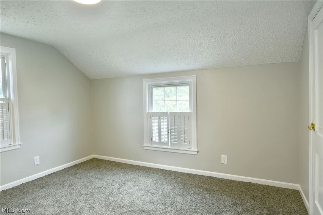 1246 Atlantic Street NE Warren OH 44483