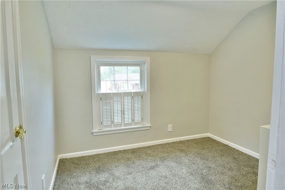 1246 Atlantic Street NE Warren OH 44483