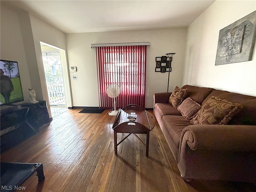 3322 W 90th Street Cleveland OH 44102