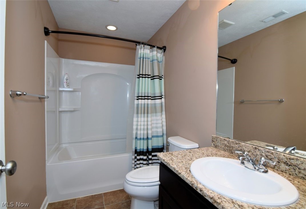 10442 Florida Street Reminderville OH 44202