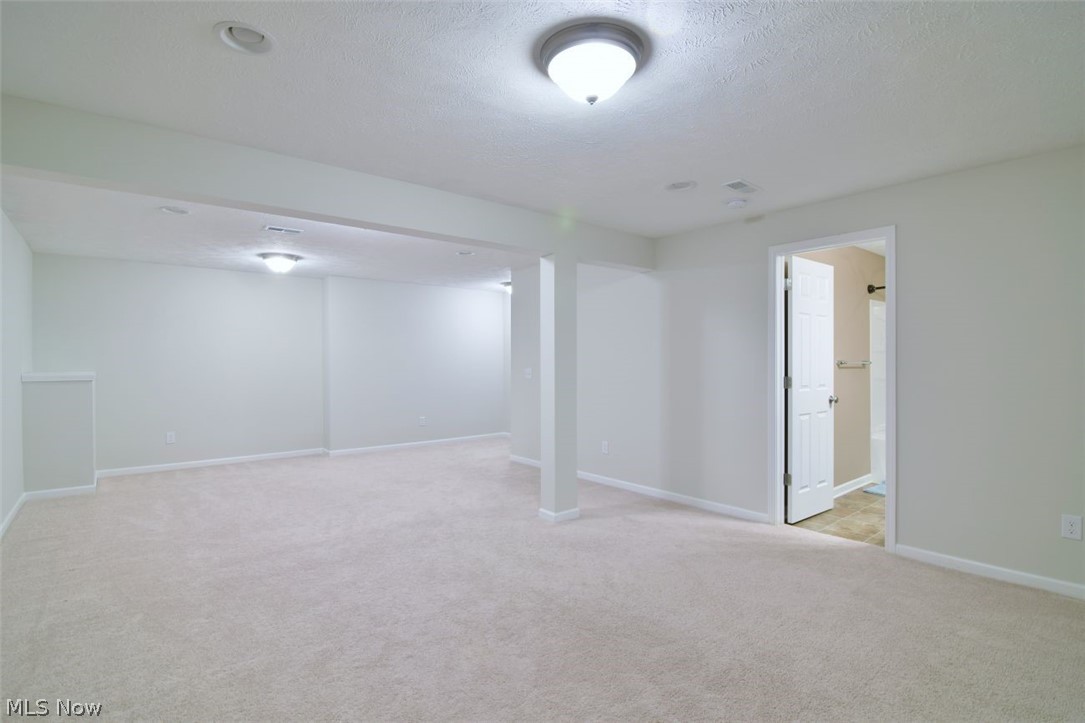 10442 Florida Street Reminderville OH 44202