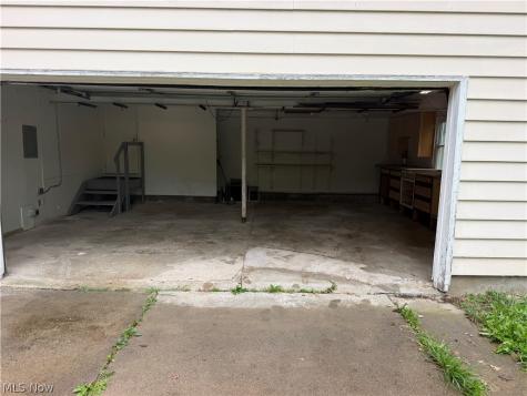 4015 Boston Road Brecksville OH 44141