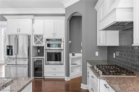 11819 Dorena Circle NW Uniontown OH 44685