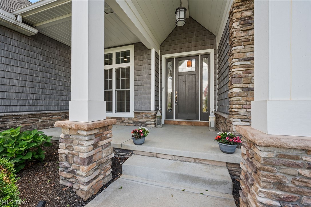 11819 Dorena Circle NW Uniontown OH 44685