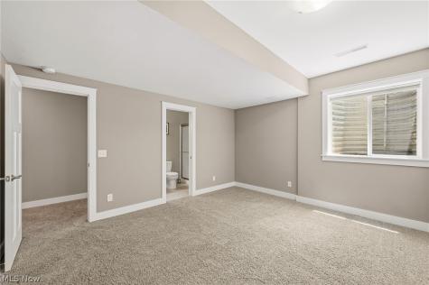 11819 Dorena Circle NW Uniontown OH 44685
