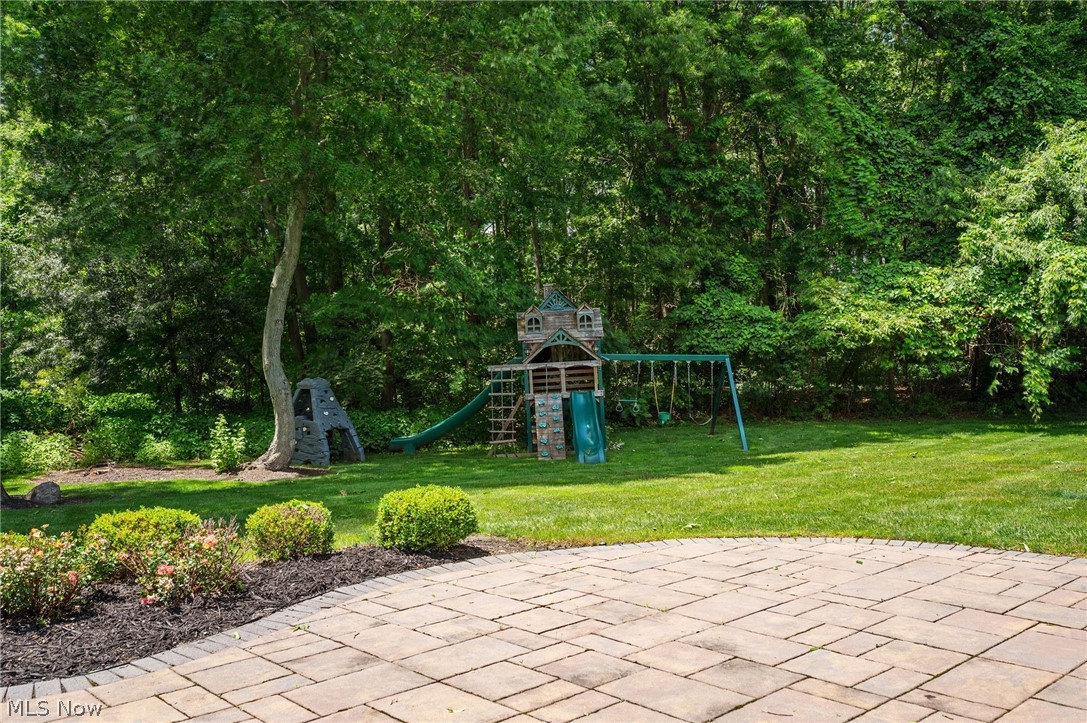 11819 Dorena Circle NW Uniontown OH 44685