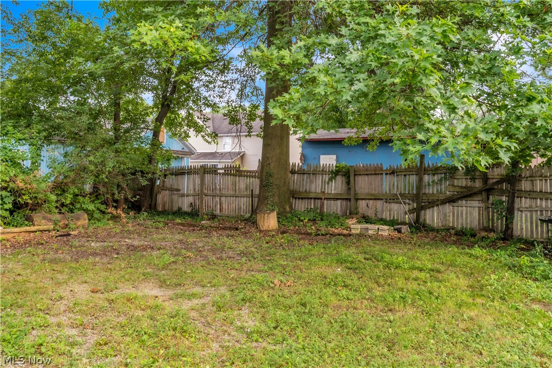 298 Sumner Court Akron OH 44311