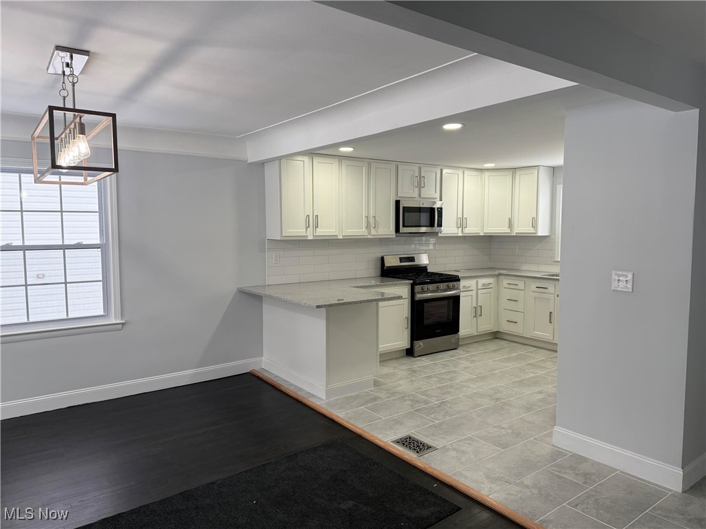 18506 Scottsdale Boulevard Shaker Heights OH 44122