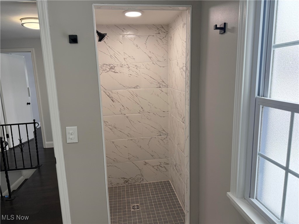 18506 Scottsdale Boulevard Shaker Heights OH 44122