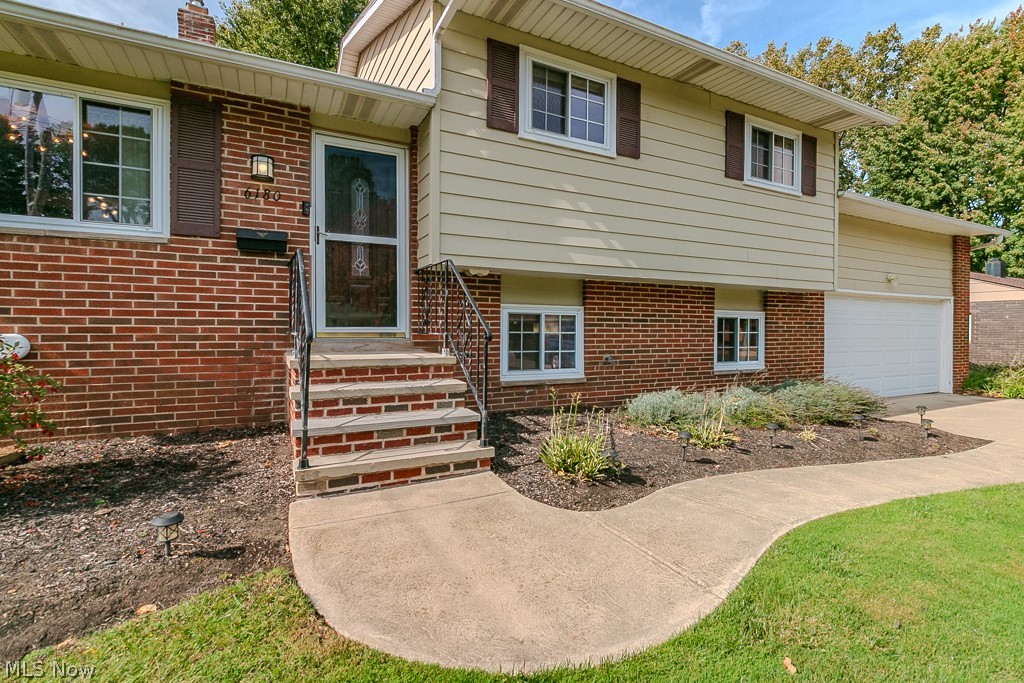 6180 Thunderbird Drive Mentor OH 44060