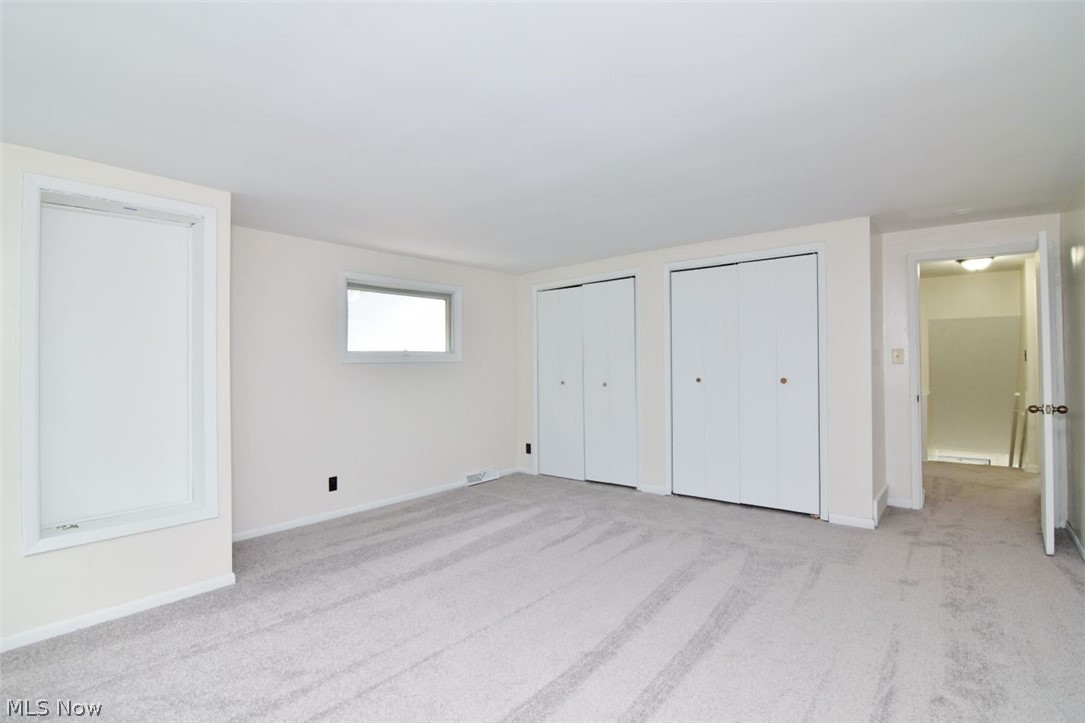 5202 Homewood Avenue Maple Heights OH 44137