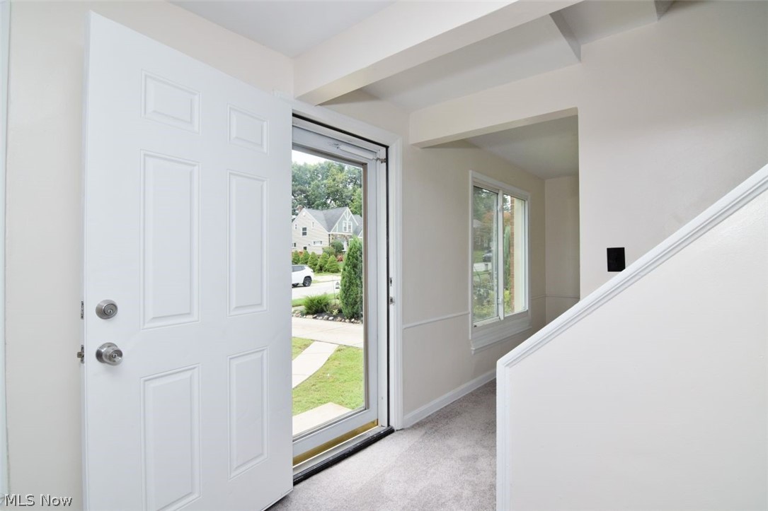 5202 Homewood Avenue Maple Heights OH 44137