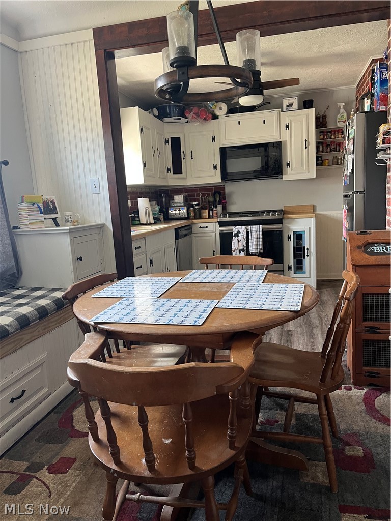 14730 Orchard Park Avenue Cleveland OH 44111