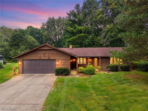 4936 Gate Moss Oval North Ridgeville OH 44039
