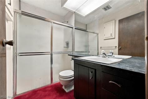 4936 Gate Moss Oval North Ridgeville OH 44039