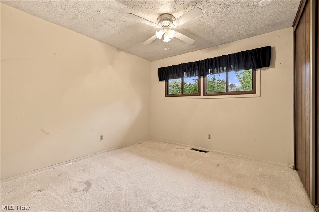 4936 Gate Moss Oval North Ridgeville OH 44039