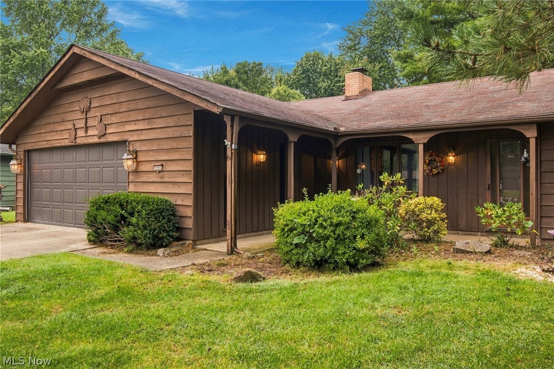 4936 Gate Moss Oval North Ridgeville OH 44039